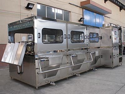 全自動桶裝水灌裝機(jī)