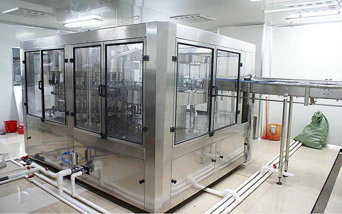 三合一礦泉水灌裝機械